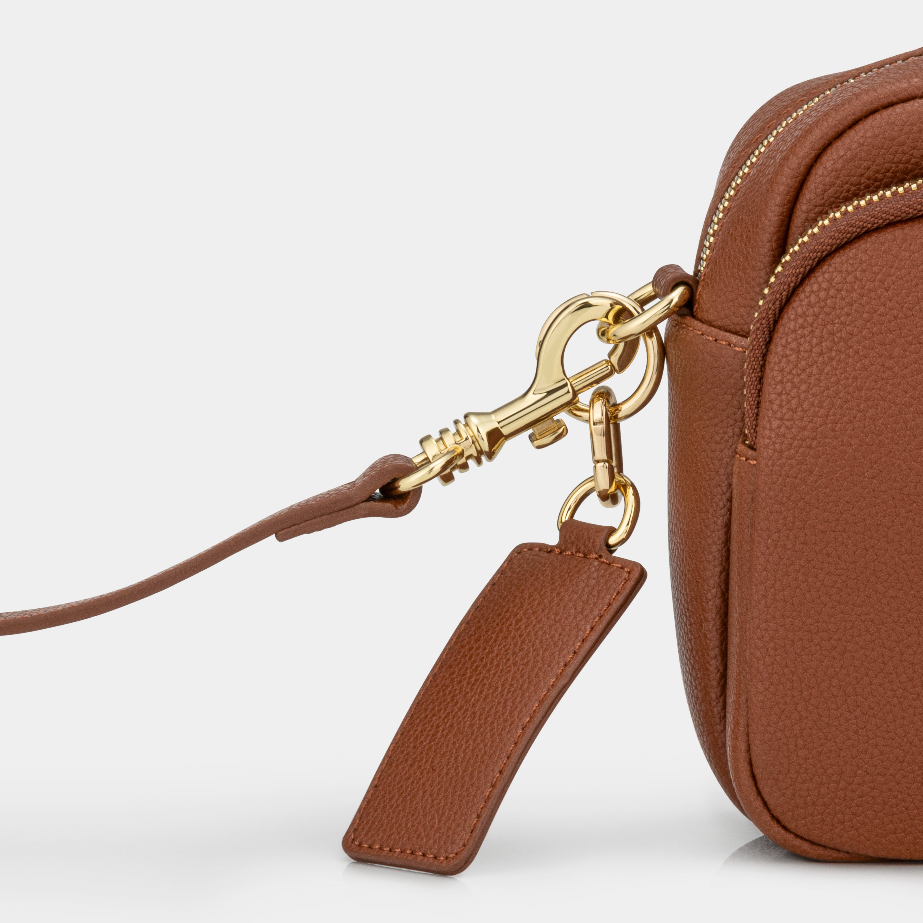 Chelsea Midi Crossbody luxe leather bag Tan