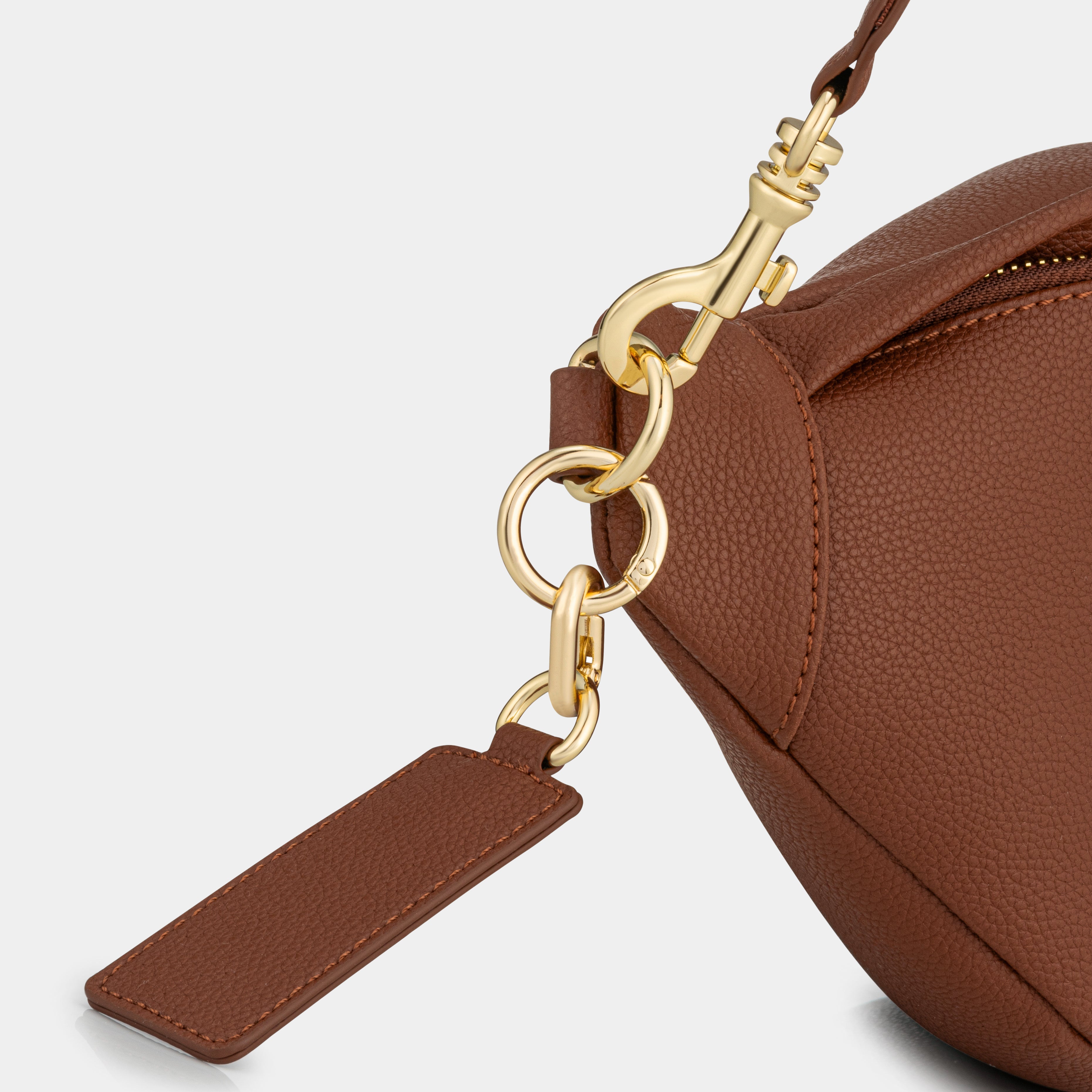 Hampstead luxe leather Sling bag Tan